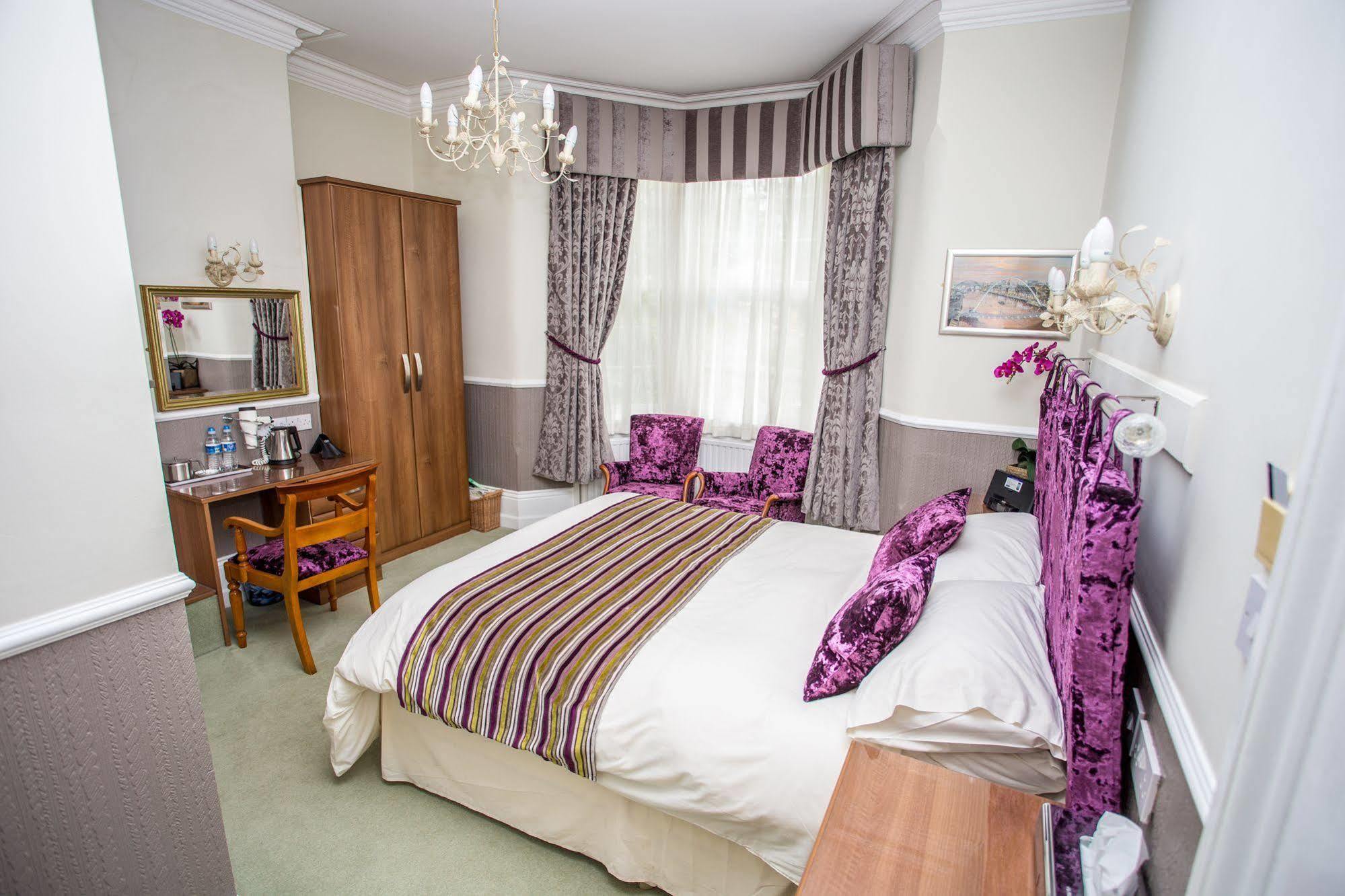 Park Lodge Guest House Whitley Bay Exterior photo